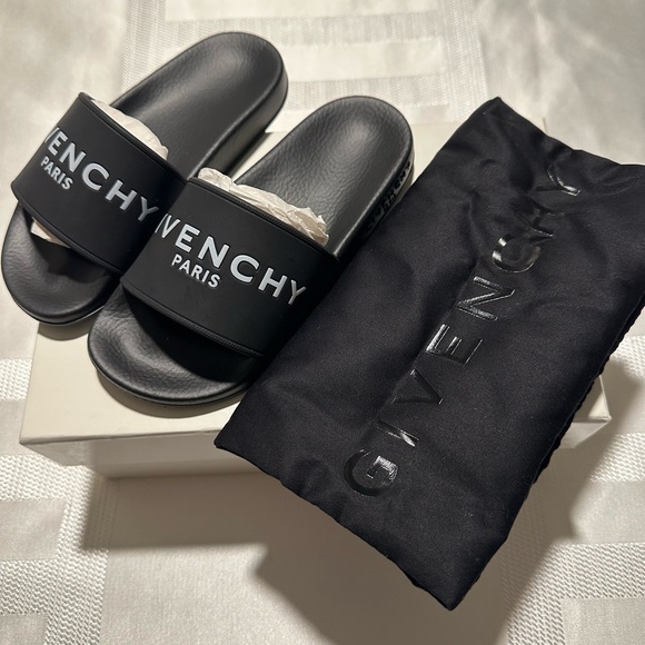Givenchy Black Logo Slides Size 29 *New* - Picture 1 of 7